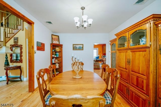 4 White Tail Ct, Hardyston Twp., NJ 07460