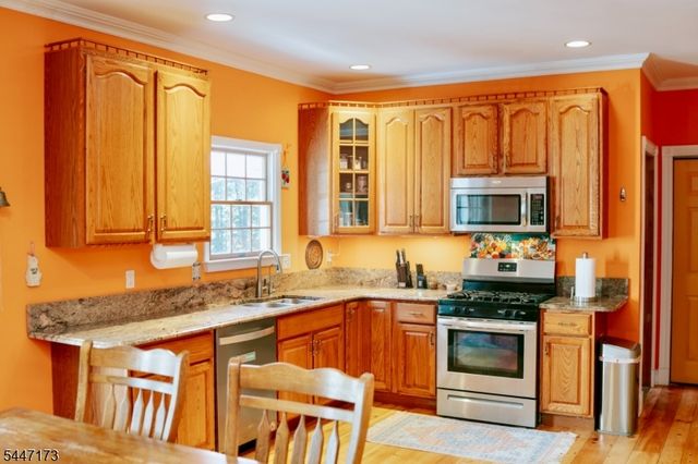 4 White Tail Ct, Hardyston Twp., NJ 07460