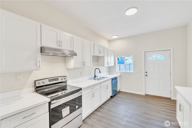 1408 S J St, Tacoma, WA 98405