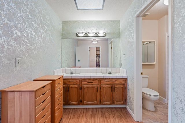 845 Helen Drive, Hollister, CA 95023