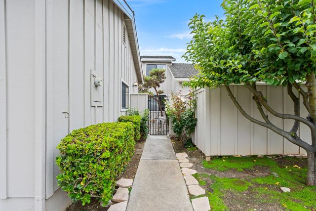 845 Helen Drive, Hollister, CA 95023