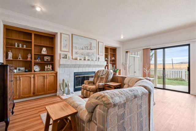 845 Helen Drive, Hollister, CA 95023