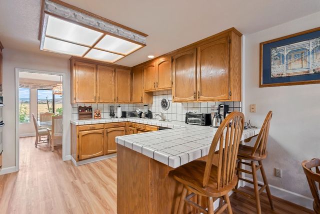 845 Helen Drive, Hollister, CA 95023