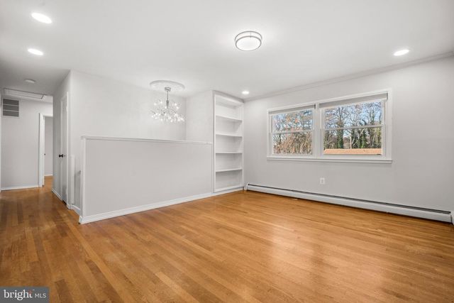 13411 KERRYDALE RD, Woodbridge, VA 22193