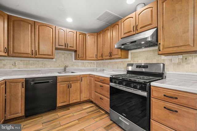 13411 KERRYDALE RD, Woodbridge, VA 22193