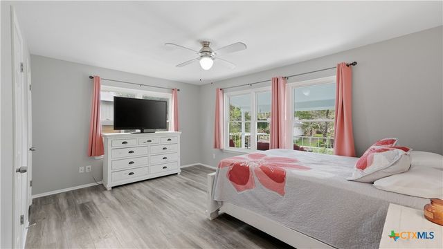 429 Laguna Vista, Seguin, TX 78155