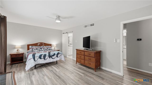 429 Laguna Vista, Seguin, TX 78155