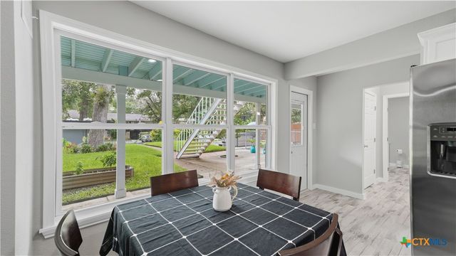 429 Laguna Vista, Seguin, TX 78155