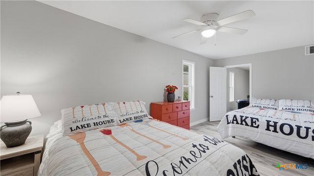 429 Laguna Vista, Seguin, TX 78155