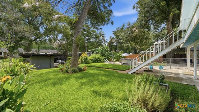 429 Laguna Vista, Seguin, TX 78155