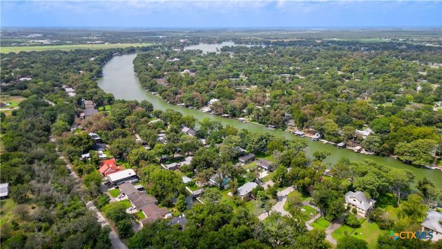 429 Laguna Vista, Seguin, TX 78155