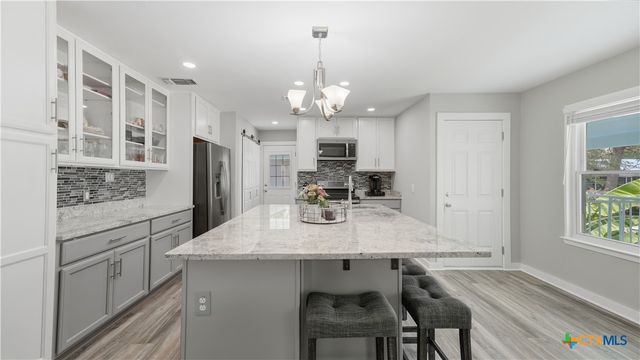 429 Laguna Vista, Seguin, TX 78155