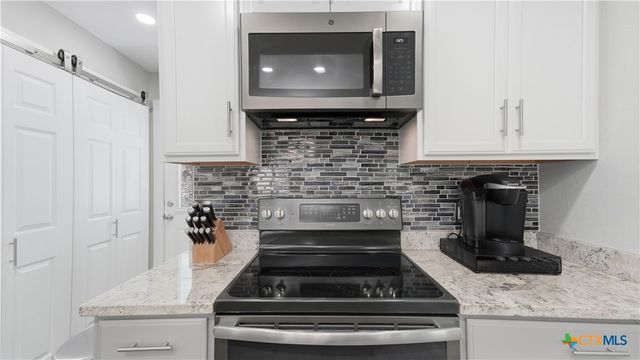 429 Laguna Vista, Seguin, TX 78155