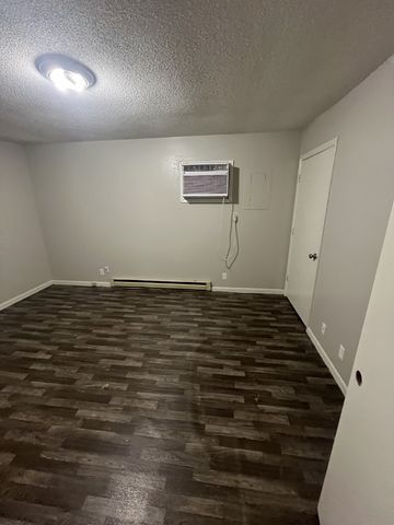 120 Church St, Shelbyville, TN 37160