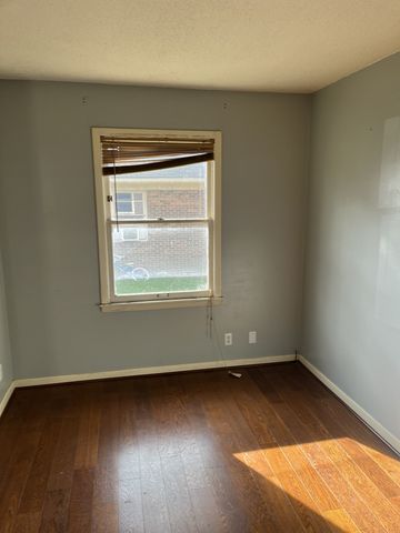 120 Church St, Shelbyville, TN 37160