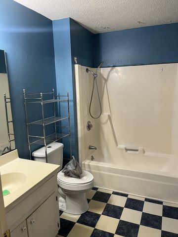 120 Church St, Shelbyville, TN 37160