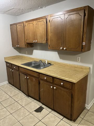 120 Church St, Shelbyville, TN 37160