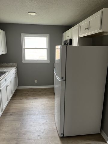 120 Church St, Shelbyville, TN 37160