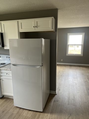 120 Church St, Shelbyville, TN 37160