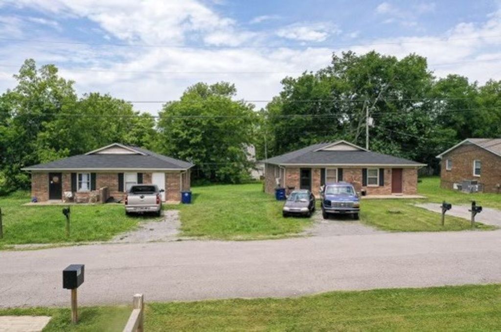 120 Church St, Shelbyville, TN 37160