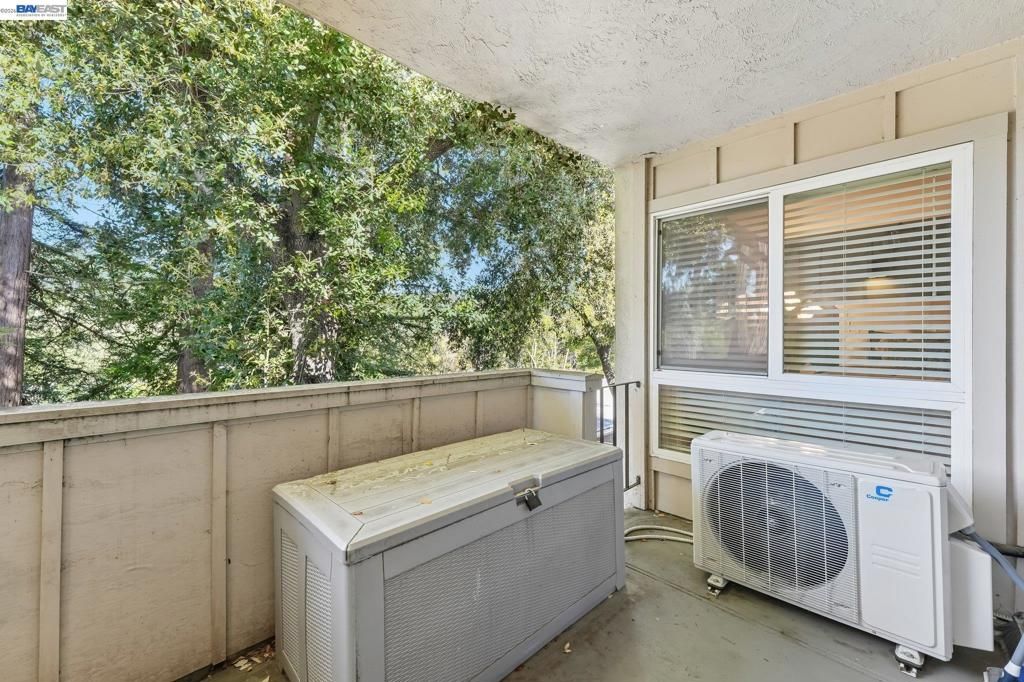Image 25 of property listing at 651 Moraga Road #5, Moraga, CA 94556