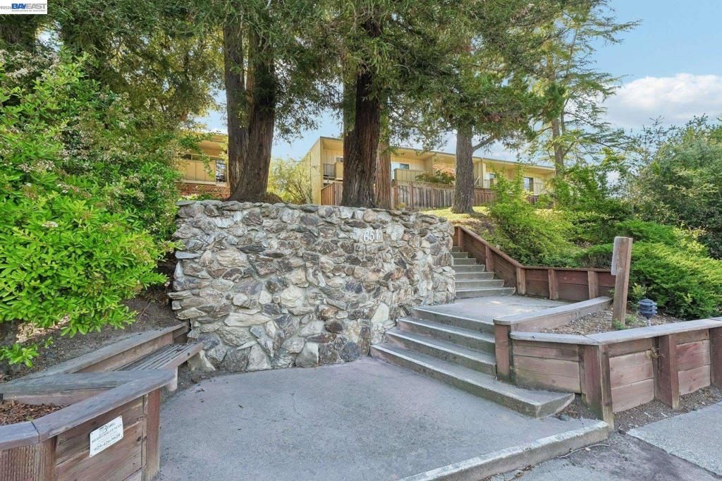 Image 26 of property listing at 651 Moraga Road #5, Moraga, CA 94556