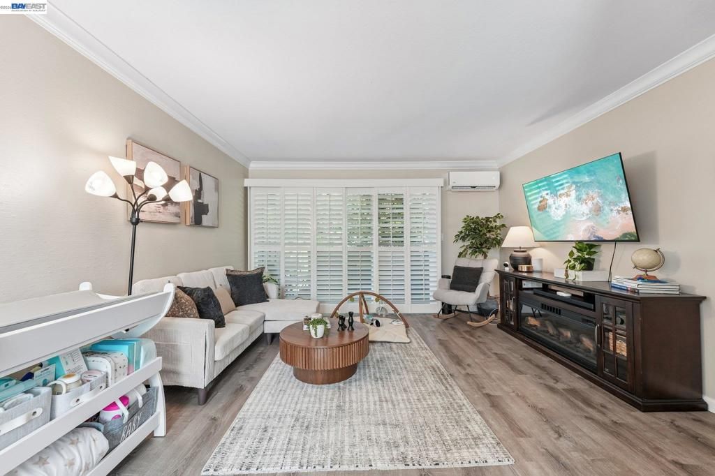 Image 5 of property listing at 651 Moraga Road #5, Moraga, CA 94556