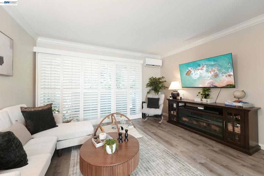 Image 7 of property listing at 651 Moraga Road #5, Moraga, CA 94556