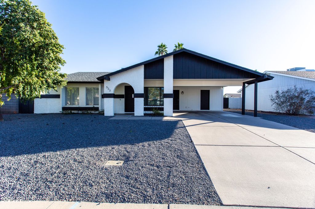 523 W PAMPA Avenue, Mesa, AZ 85210