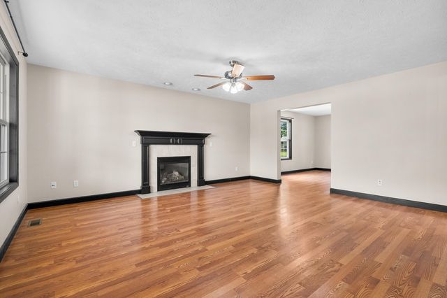 6086 Thistlewood Avenue, Pavilion Twp, MI 49088