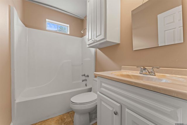 18606 Perkins Oak Rd, Prairieville, LA 70769