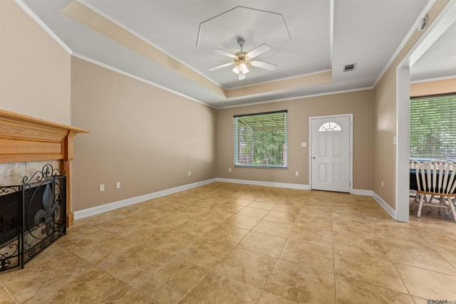 18606 Perkins Oak Rd, Prairieville, LA 70769
