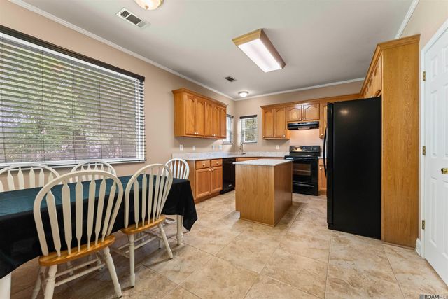 18606 Perkins Oak Rd, Prairieville, LA 70769