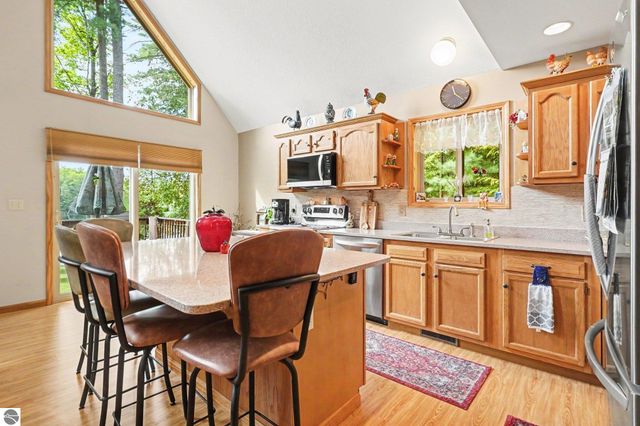4915 Johnson Avenue, Hale, MI 48739