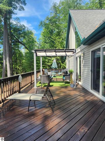 4915 Johnson Avenue, Hale, MI 48739