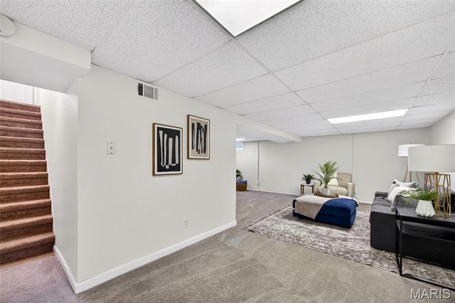 512 Acorn Drive, St Louis, MO 63126