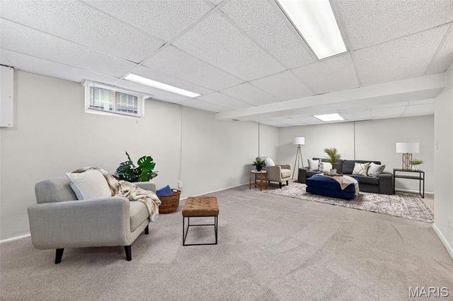 512 Acorn Drive, St Louis, MO 63126