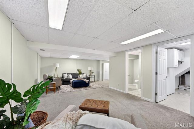 512 Acorn Drive, St Louis, MO 63126