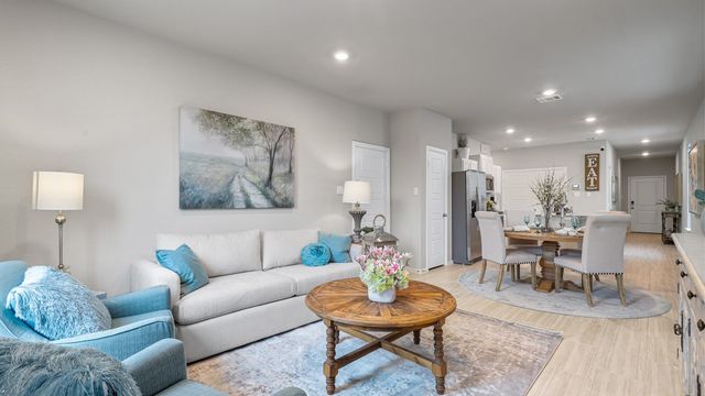 3033 MAPLE ORCHARD Lane, Fort Worth, TX 76140