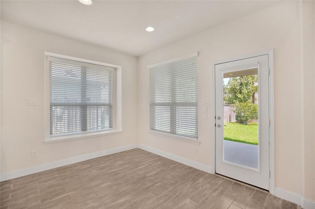 18 Garden Path Place, Tomball, TX 77375