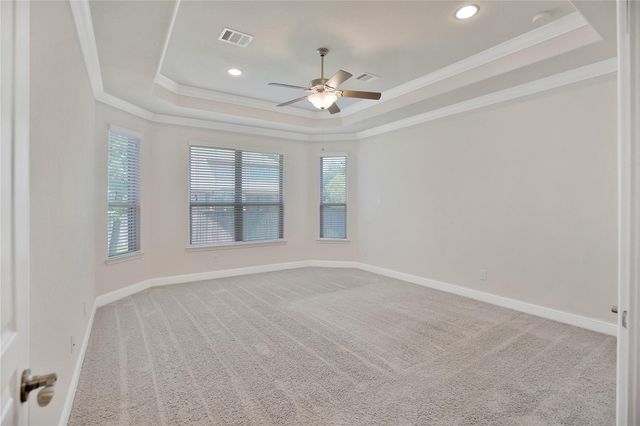 18 Garden Path Place, Tomball, TX 77375