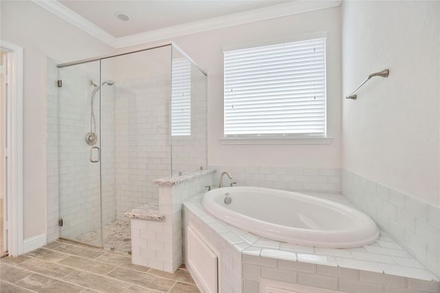 18 Garden Path Place, Tomball, TX 77375