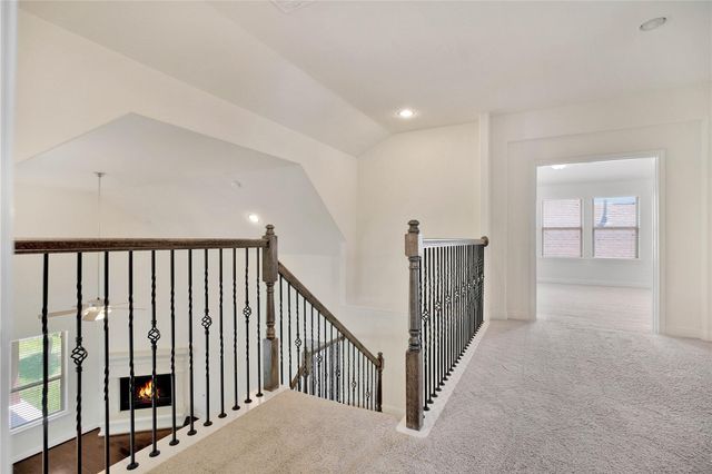 18 Garden Path Place, Tomball, TX 77375