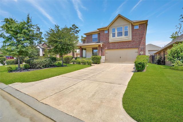 18 Garden Path Place, Tomball, TX 77375