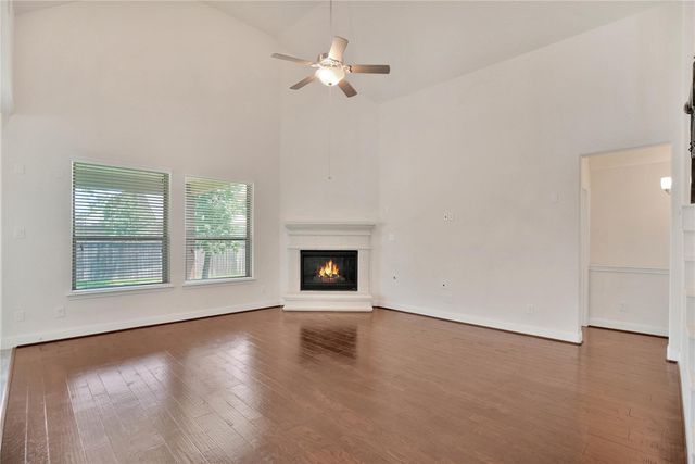 18 Garden Path Place, Tomball, TX 77375