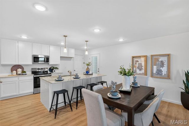 5010 Becks Landing Lane, St Charles, MO 63301