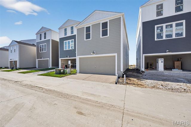 5010 Becks Landing Lane, St Charles, MO 63301