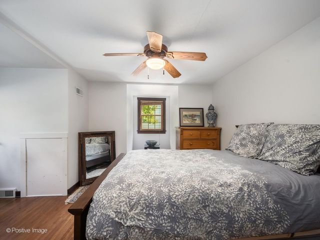 1170 Logan Avenue, Elgin, IL 60120