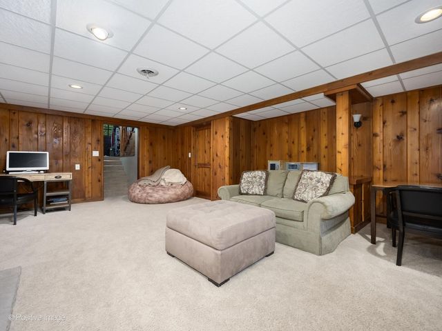 1170 Logan Avenue, Elgin, IL 60120