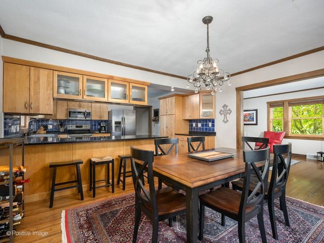 1170 Logan Avenue, Elgin, IL 60120